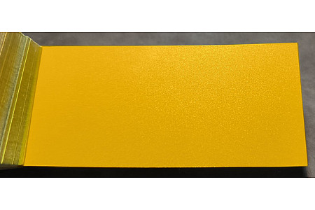 O nome do produto é: Tinta Acura Y52P INDY YELLOW, SPA YELLOW.