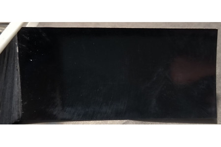 O nome do produto é "Tinta Jeep KXJ DIAMOND BLACK".