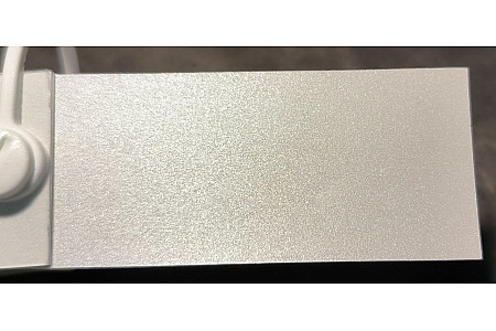 O nome do produto é: **Tinta Lexus 085 SONIC QUARTZ, BRANCO EMINENTE**.