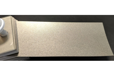 O nome do produto é: Tinta Mercedes 791 DUENENBEIGE, ORO, SATINSILBER, DUNE BEIGE, BEIGE DUNA.