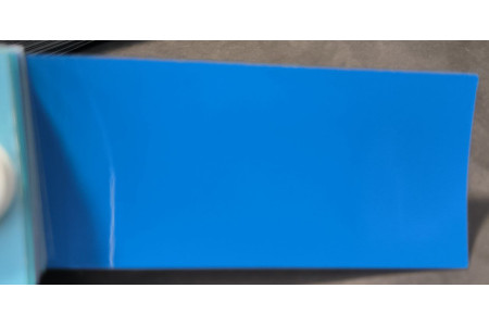 O nome do produto que você menciona é: **Tinta Renault 423 BLEU, BLEU SAVIEM**.