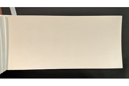 O nome do produto é: **Tinta Toyota 049 BRANCO, PERLA BRANCA MIA, BRANCO CLÁSSICO**.